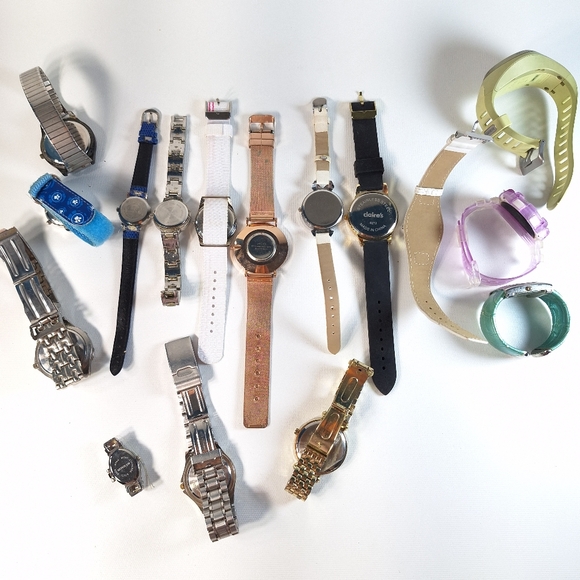 Mixed Watch Lot Mens Womens Digital Analog Untested - Picture 8 of 9